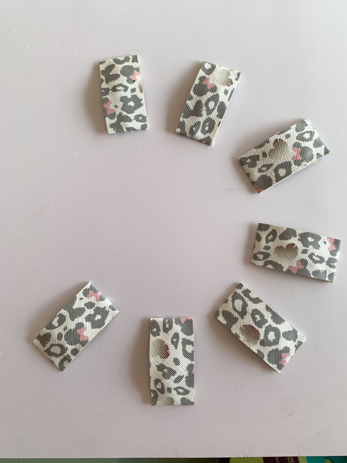 Leatherette Snap Clips